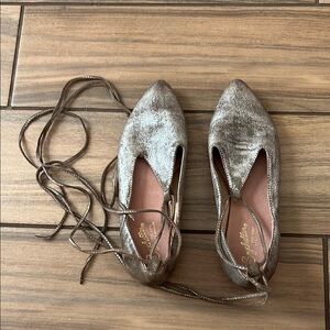 Seychelles Metallic Pewter Wrap Flats